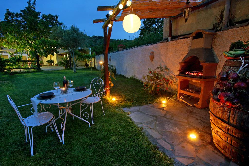 Casa Vacanze Borgo Borghese Сант-Алессио-Сикуло Экстерьер фото