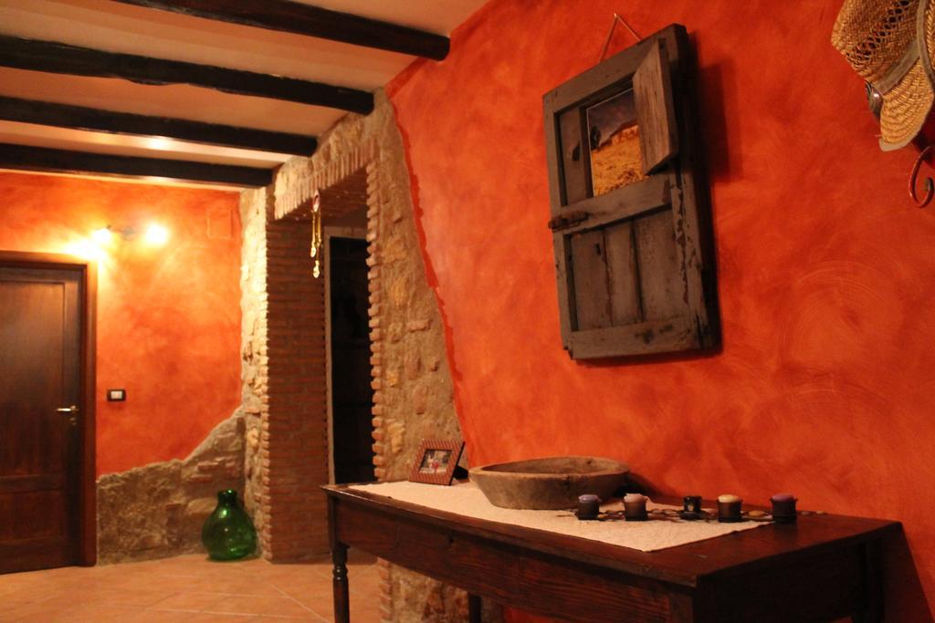 Casa Vacanze Borgo Borghese Сант-Алессио-Сикуло Номер фото